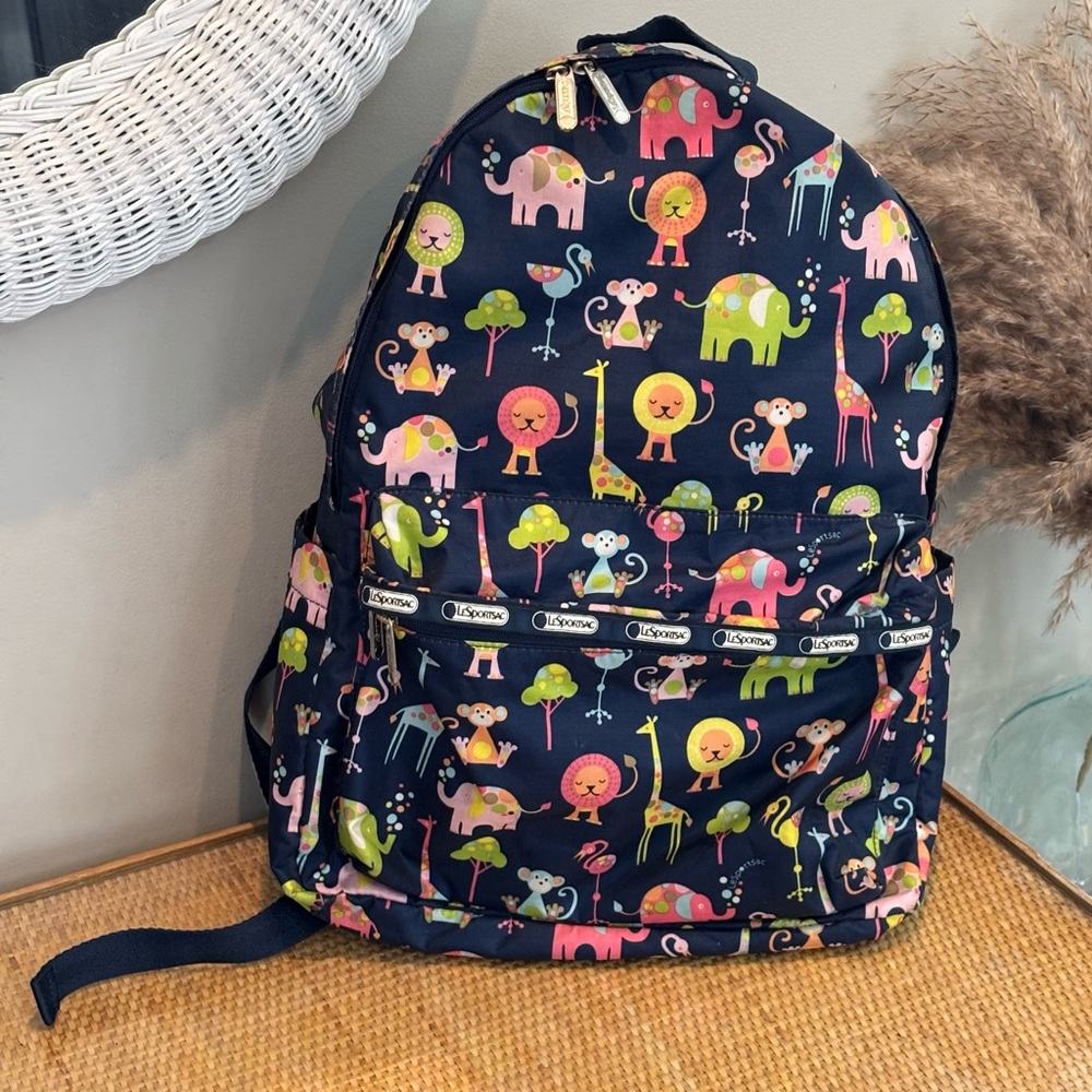 LeSportsac zoo print backpack as new condition!!!